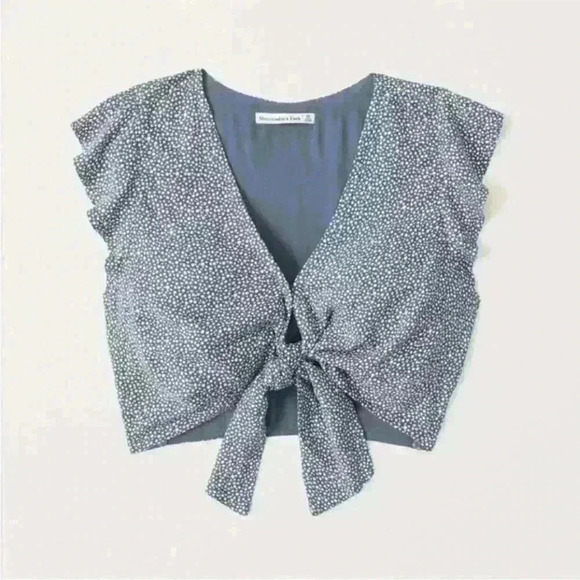 Abercrombie & Fitch Flutter Sleeve Crop Top - Picture 1 of 6